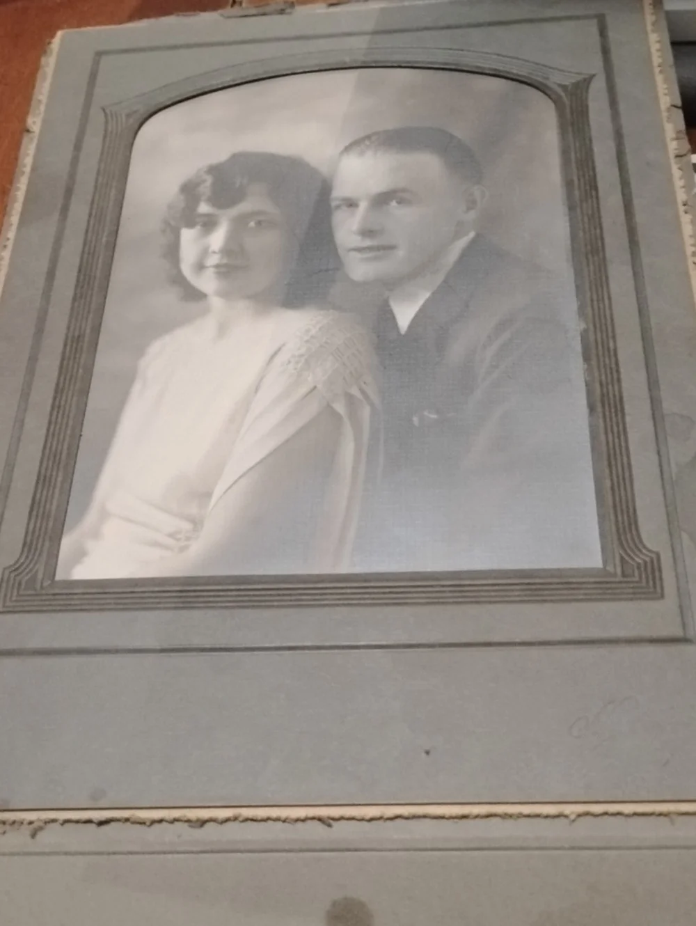Vintage Style Gray Photo Mat Frame - Home Accents